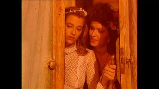 Óriási didkós csajok könyörtelenül cidázzák és lovagolják a vastag farkakat retro válogatásban