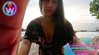 WifeBucket Vágyai - Gyengéd MILF Lovagol a Naplementében Nagyméretű Mellekkel és Szenvedéllyel